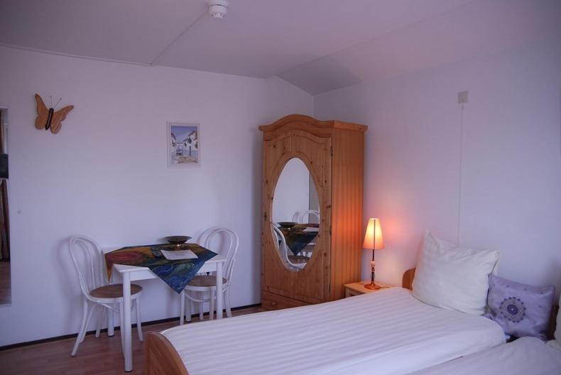 Hotel 'T Vlinderhofke Sint Geertruid Номер фото